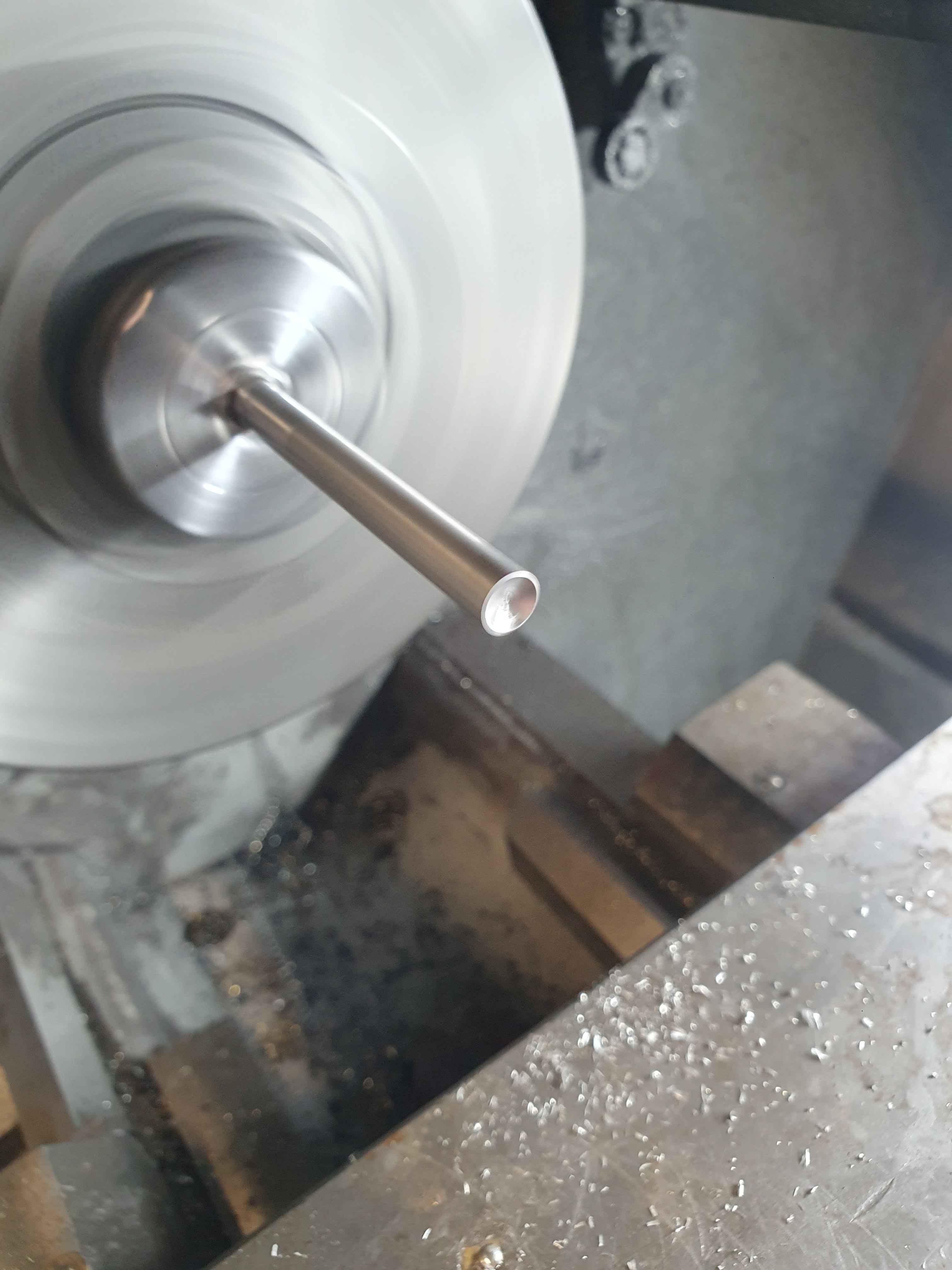 Photo by Federico Bottos